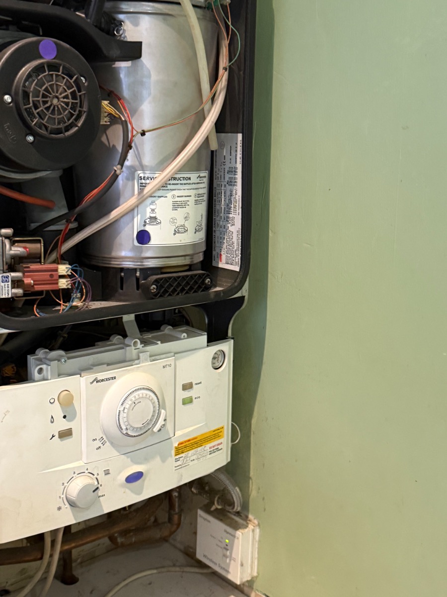 Heating Engineer: Image 13